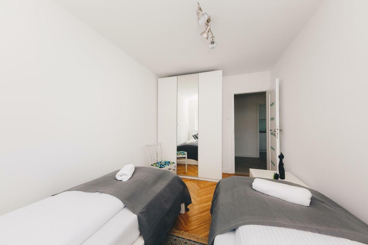 Shortstaypoland Aleja Solidarnosci Apartment Warsaw